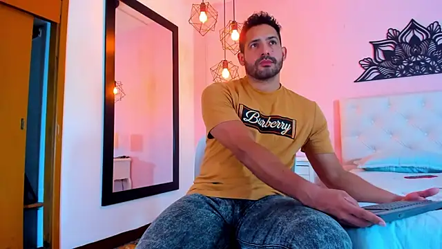 Snapshot of JorsMontero chatting on February 10, 2025, 12:50 pm JorsMontero online show from February 10, 2025, 12:50 pm