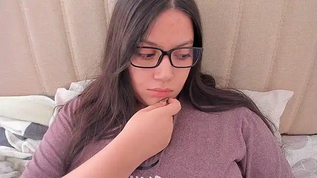 roniewester online show from March 15, 2025, 2:45 pm