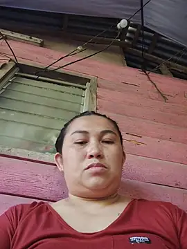 LalaiAsian online show from November 7, 2025, 6:46 am