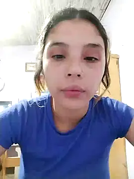 mariamac420 online show from December 11, 2024, 8:04 am