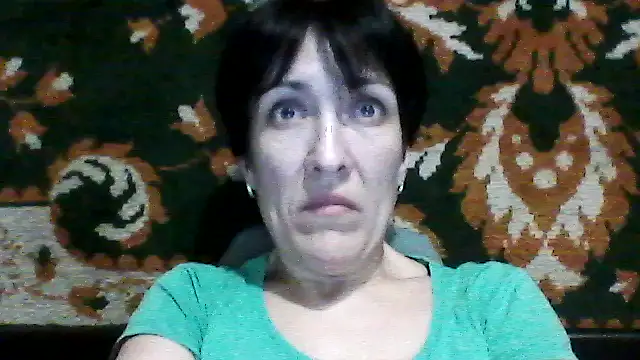 SunnyAmorre online show from December 18, 2025, 9:10 pm