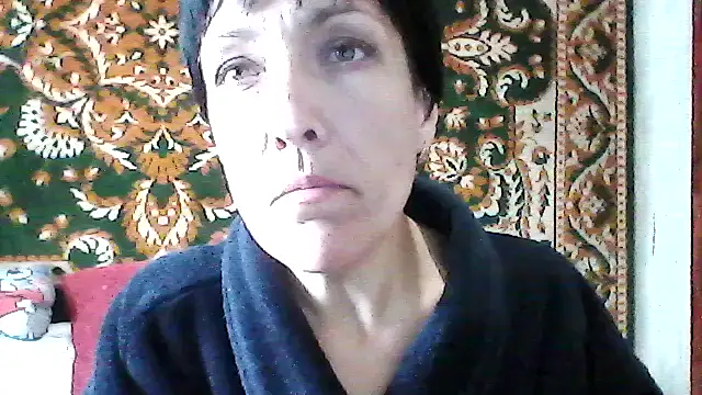 SunnyAmorre online show from April 16, 2026, 9:43 am