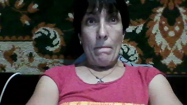 Snapshot of SunnyAmorre chatting on June 7, 2026, 8:23 pm SunnyAmorre online show from June 7, 2026, 8:23 pm