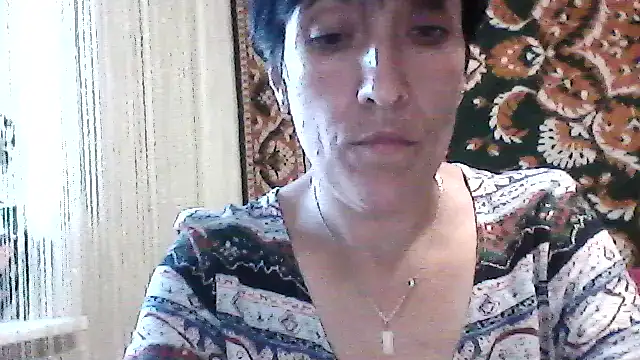 SunnyAmorre online show from June 18, 2026, 3:05 pm