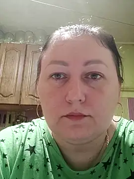 Rini333 online show from March 6, 2025, 2:41 am