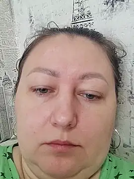Rini333 online show from June 1, 2026, 8:38 am