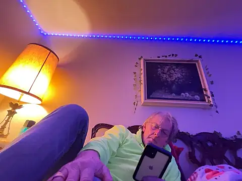 jck1m0t online show from December 9, 2024, 4:34 am