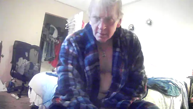 jck1m0t online show from February 3, 2025, 4:35 am