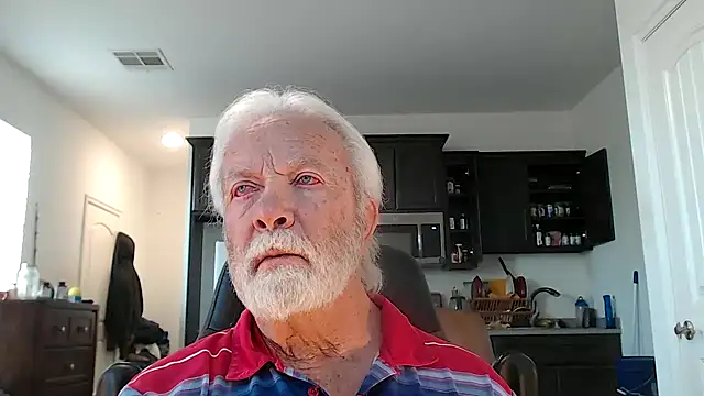Snapshot of rockpoint69 chatting on December 15, 2024, 2:27 pm rockpoint69 online show from December 15, 2024, 2:27 pm