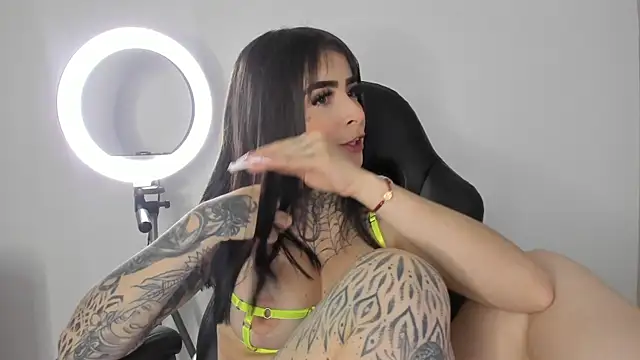 Ally Snow online show from February 27, 2025, 12:34 pm