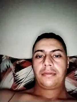 Snapshot of Iml22m chatting on May 8, 2026, 2:39 am Iml22m online show from May 8, 2026, 2:39 am