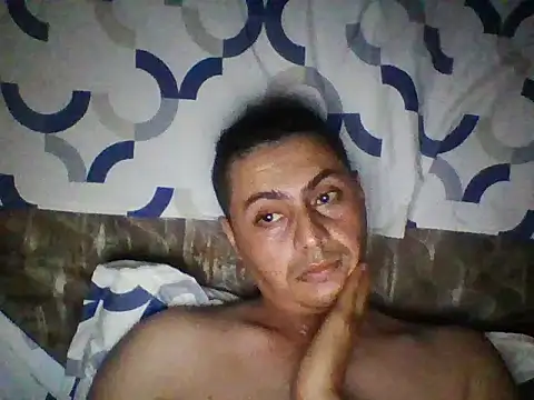 Snapshot of Iml22m chatting on August 1, 2026, 2:11 am Iml22m online show from August 1, 2026, 2:11 am