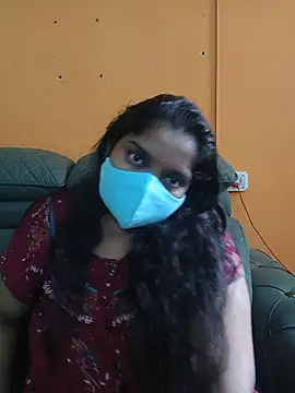 Snapshot of lovely-latha chatting on July 1, 2026, 4:47 am lovely-latha online show from July 1, 2026, 4:47 am