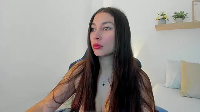 Snapshot of bella_99_ chatting on July 6, 2026, 11:51 am bella 99 online show from July 6, 2026, 11:51 am