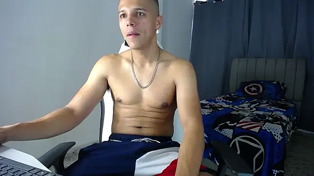 Snapshot of DavidAngell7 chatting on March 21, 2025, 5:34 pm DavidAngell7 online show from March 21, 2025, 5:34 pm