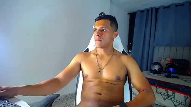 Snapshot of DavidAngell7 chatting on March 26, 2026, 4:40 am DavidAngell7 online show from March 26, 2026, 4:40 am