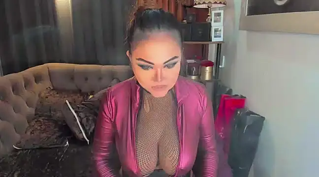 Snapshot of AsianHotieTS chatting on February 6, 2025, 2:04 pm AsianHotieTS online show from February 6, 2025, 2:04 pm