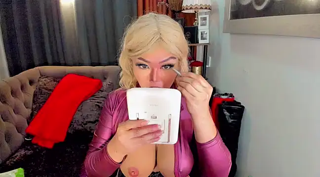 Snapshot of AsianHotieTS chatting on March 2, 2025, 9:54 pm AsianHotieTS online show from March 2, 2025, 9:54 pm