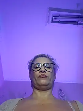 BellaBellaHot online show from November 27, 2025, 11:12 am