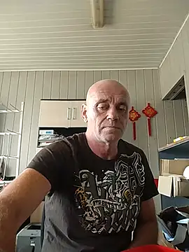 Snapshot of wilkalfa chatting on July 13, 2026, 10:29 am wilkalfa online show from July 13, 2026, 10:29 am
