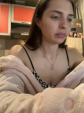 SeducingYoghourt online show from December 10, 2024, 4:38 pm