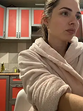 SeducingYoghourt online show from November 26, 2025, 4:30 pm