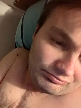 Snapshot of makau1 chatting on September 28, 2025, 9:42 pm makau1 online show from September 28, 2025, 9:42 pm