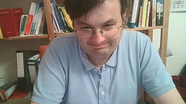 Snapshot of makau1 chatting on April 21, 2026, 8:01 pm makau1 online show from April 21, 2026, 8:01 pm