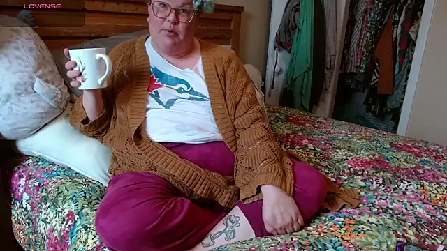 PotOfGreer online show from April 15, 2026, 5:31 pm