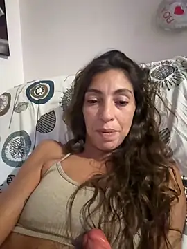 amanilouve online show from September 20, 2025, 9:49 pm