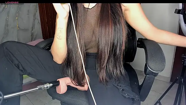 Snapshot of Girlmia_07 chatting on December 1, 2025, 9:47 am Girlmia 07 online show from December 1, 2025, 9:47 am