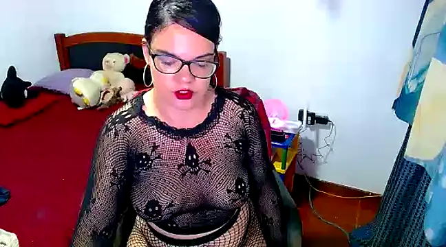 Snapshot of luchiana_hott21 chatting on December 3, 2024, 2:47 am luchiana hott21 online show from December 3, 2024, 2:47 am