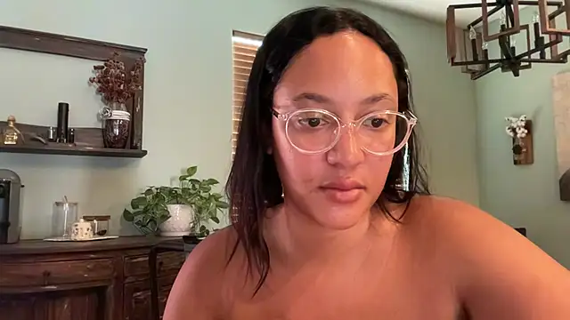 Snapshot of dreamyriri chatting on June 6, 2026, 5:50 pm dreamyriri online show from June 6, 2026, 5:50 pm