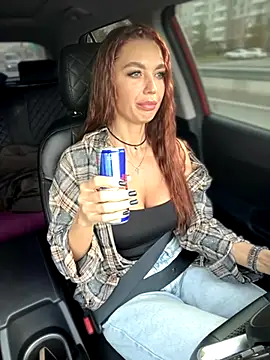 Snapshot of Emma_Catt chatting on October 3, 2025, 2:30 am Emma Catt online show from October 3, 2025, 2:30 am