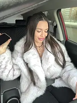 Emma Catt online show from February 18, 2026, 5:03 am