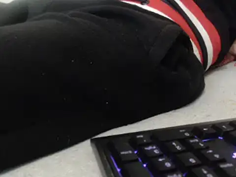 VASKOS178 online show from February 18, 2025, 2:59 pm