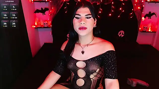 My vampire Mia online show from March 15, 2025, 5:26 pm