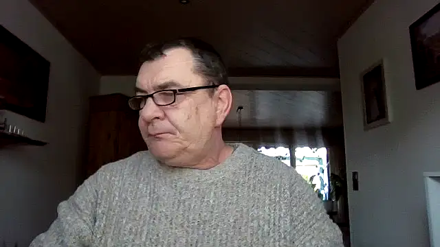 Snapshot of Nobbie444 chatting on February 10, 2026, 10:08 am Nobbie444 online show from February 10, 2026, 10:08 am