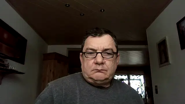 Snapshot of Nobbie444 chatting on February 16, 2026, 11:06 am Nobbie444 online show from February 16, 2026, 11:06 am