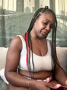 TilaTotti online show from October 19, 2025, 9:15 pm