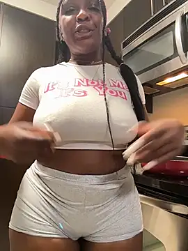 TilaTotti online show from February 10, 2026, 1:53 am