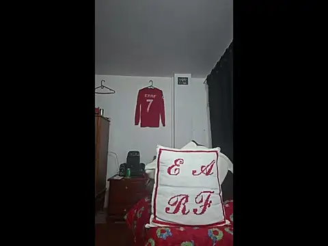 Snapshot of ALBEIROFOOTBALL1992 chatting on December 21, 2025, 5:03 am ALBEIROFOOTBALL1992 online show from December 21, 2025, 5:03 am