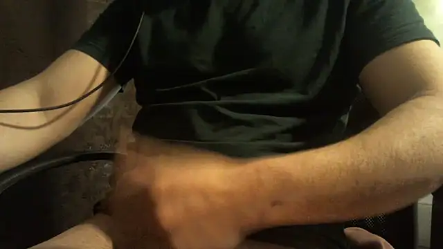 Snapshot of chic0secret0 chatting on March 30, 2026, 9:32 am chic0secret0 online show from March 30, 2026, 9:32 am