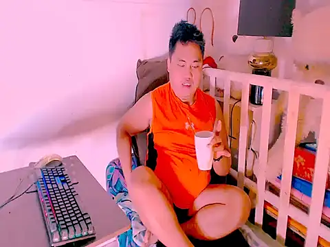 Snapshot of Hardking_69 chatting on June 30, 2026, 10:49 am Hardking 69 online show from June 30, 2026, 10:49 am