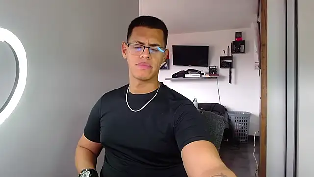 Snapshot of _John_Boy_ chatting on April 11, 2026, 7:07 pm John Boy online show from April 11, 2026, 7:07 pm