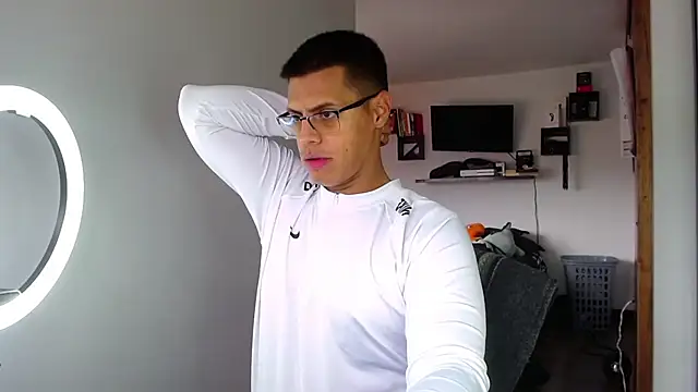 Snapshot of _John_Boy_ chatting on April 15, 2026, 7:32 pm John Boy online show from April 15, 2026, 7:32 pm