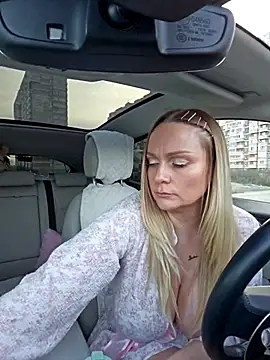 Bondgirl 013 online show from November 20, 2025, 11:43 am