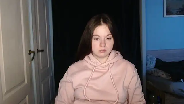 Snapshot of ryhhnnagold99 chatting on February 15, 2026, 5:26 am ryhhnnagold99 online show from February 15, 2026, 5:26 am