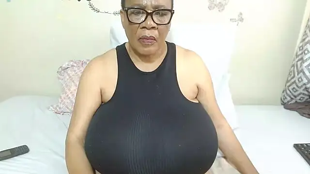 DairyQueen2 online show from October 31, 2025, 9:32 am