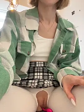 Feral berry 8133 online show from March 4, 2025, 12:33 pm